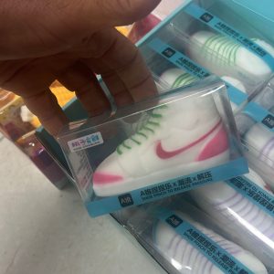 נעל נייקי נידו לחיץ סקוושי
